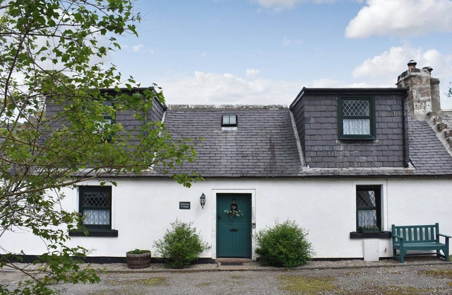 Alojamiento de 2 habitaciones en Quarrywood, near Elgin