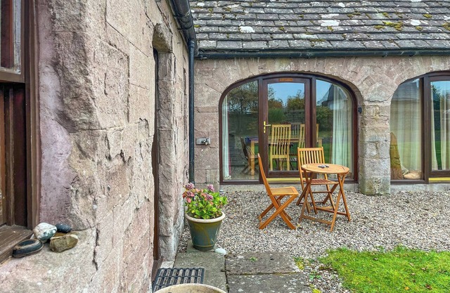 Alojamiento de 2 habitaciones en Forfar