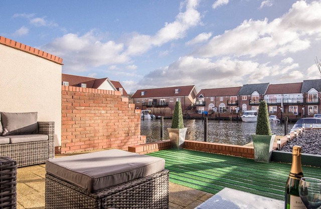 2 habitaciones alojamiento en Burton Waters, cerca de Lincoln