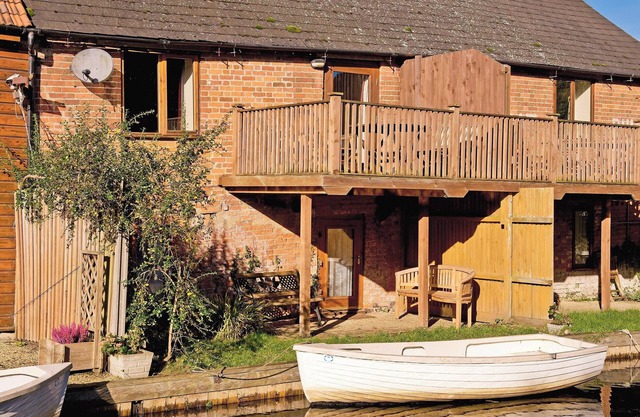 Alojamiento de 2 habitaciones en Wayford Bridge, near Stalham