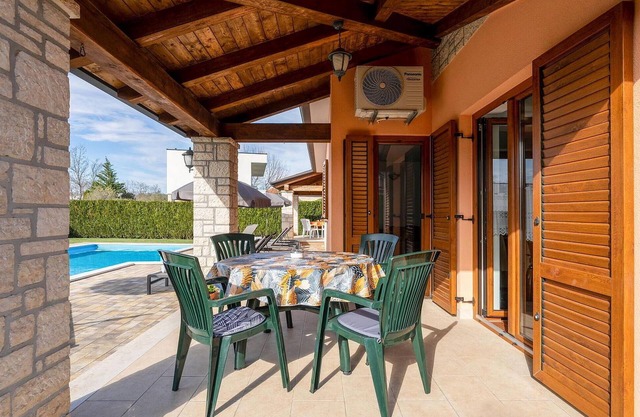 2 bedroom accommodation in Porec
