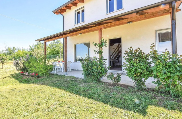 Alojamiento de 2 habitaciones en Busso