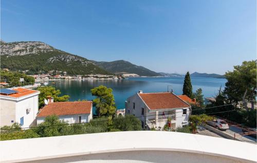 2 Bedroom Amazing Apartment In Klek