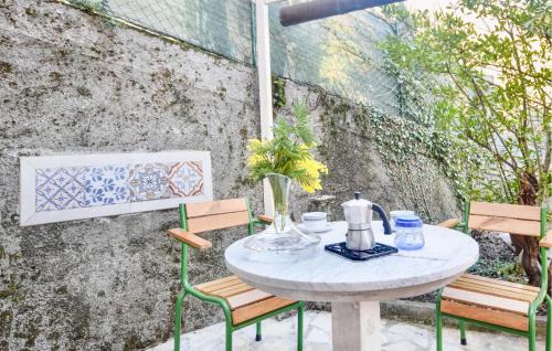 2 Bedroom Amazing Home In Casoli