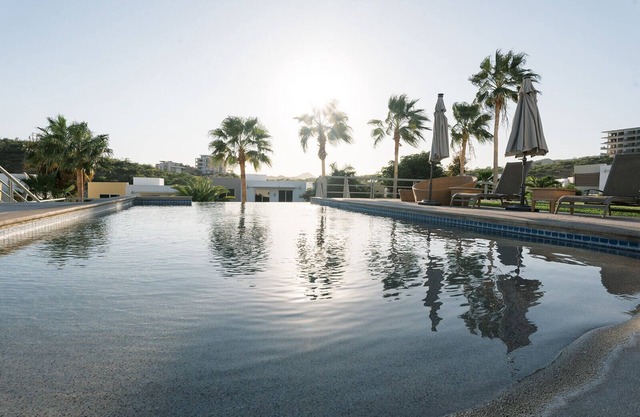 2-bedroom apartment in fabulous San Jose del Cabo, with shared pool
