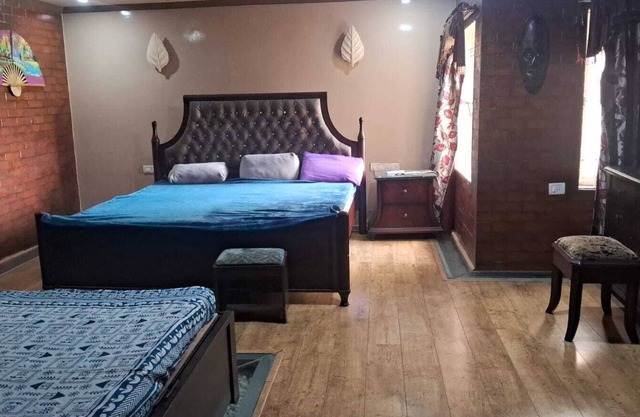 2-bedroom apartment in fabulous Thoraipakkam with WiFi, AC, fitness room