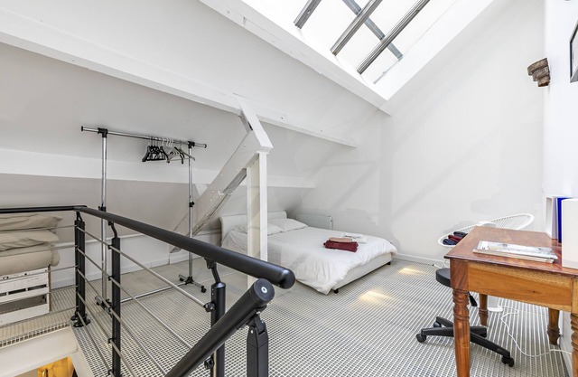 2 Bedroom Apartment in Paris