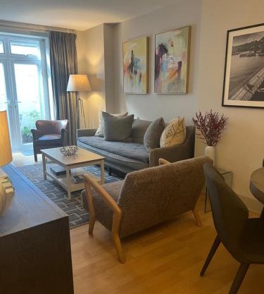 2 Bedroom Apartment just off Kings Road