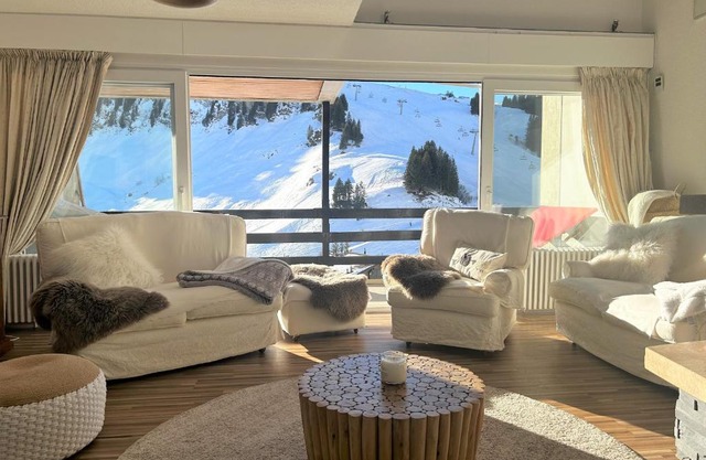 2 Bedroom Apartment, ski-in/ski-out in Les Crosets