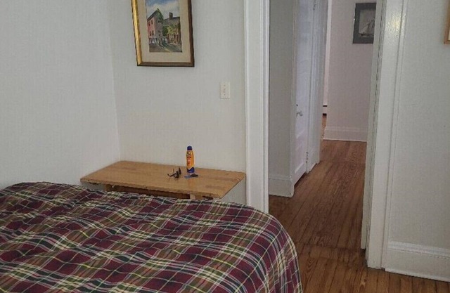 2-bedroom apartment with AC in Bay Head