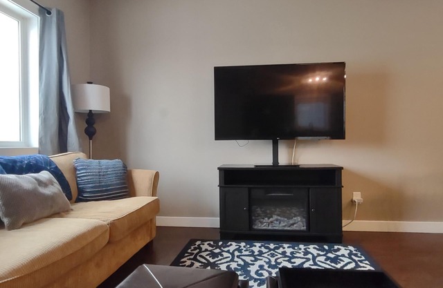 2 Bedroom Basement Suite - Fully Stocked, Clean & Pet-Friendly!