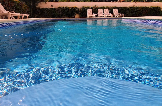 2-bedroom Beach Apartment With Pool Costambar