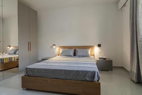 2 bedroom bright apartment