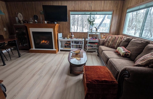 2-bedroom cabin in Matlock full of amenities