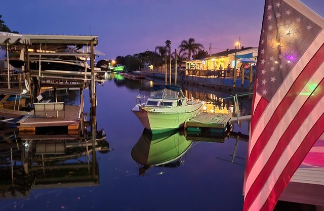 2 Bedroom canal home with direct Gulf access NO Hurricane damage.