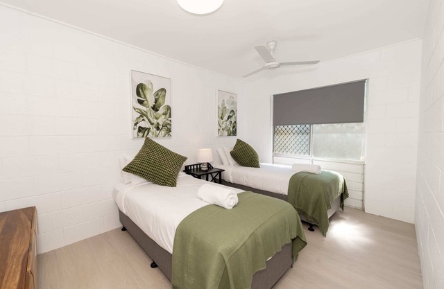 2-Bedroom Charm near Mater Hospital, Pimlico