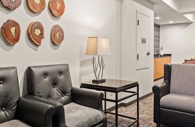 2-bedroom condo in terrific West Yellowstone with fitness room, AC