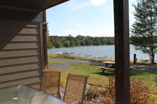 2 Bedroom Condo, Duck Lake Lower