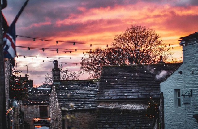2 Bedroom Cottage in Grassington, Yorkshire Dales With Sort-after Parking
