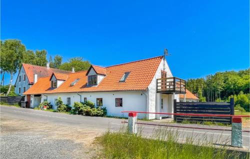 2 Bedroom Cozy Apartment In Gudhjem