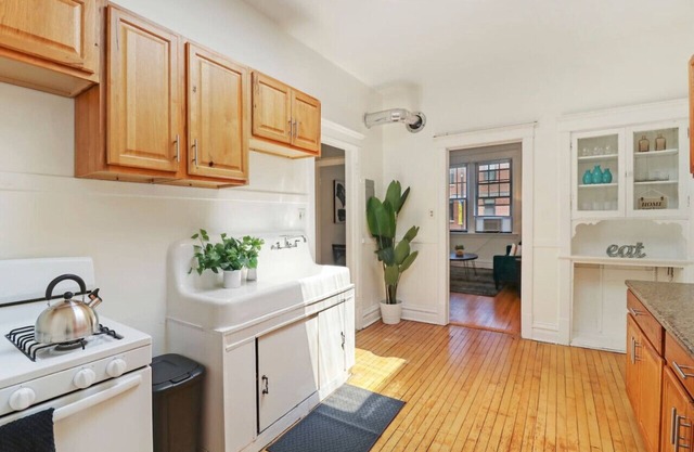 Cozy 2BR Apartment in Prime Location