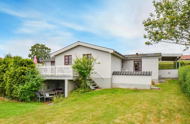2 Bedroom Cozy Home In Egå