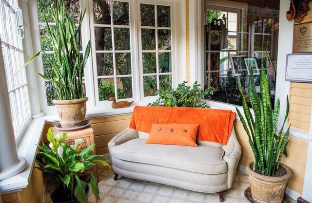 3-Bedroom Craftsman Downtown San Mateo