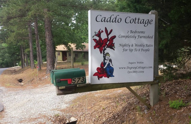 Casa de vacaciones familiar de 2 dormitorios (Caddo Cottage) cerca del lago DeGray.
