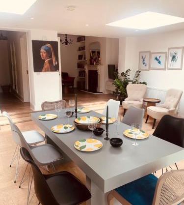 2 bedroom flat with a garden