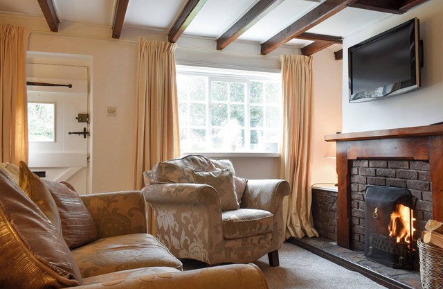 2 bedroom accommodation in Kirkby, near Middlesbrough