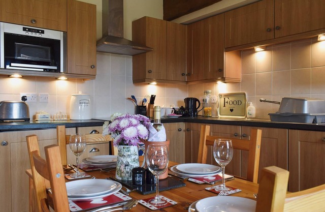 2 bedroom accommodation in Easby Grange, near Great Ayton