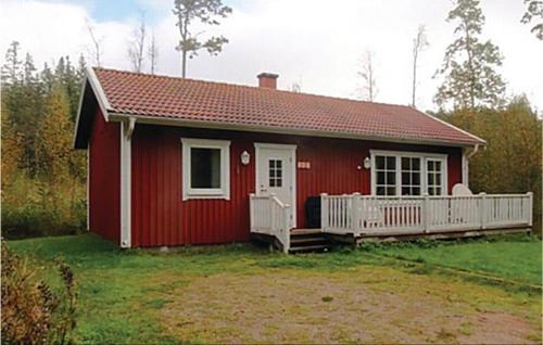 2 Bedroom Gorgeous Home In Eksjö