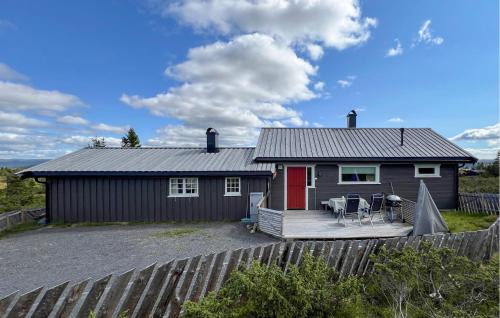 2 Bedroom Gorgeous Home In Sjusjøen