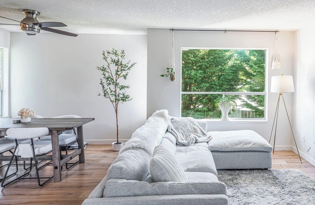 Entire house, private yard, near lakes and a river!