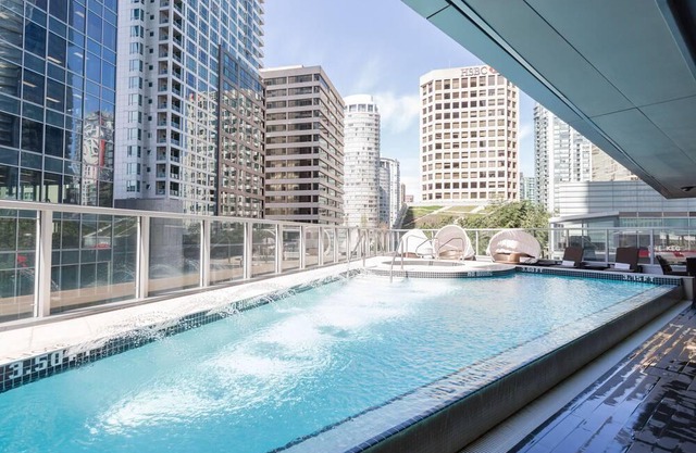 2 bedroom in the Shangri-la hotel
