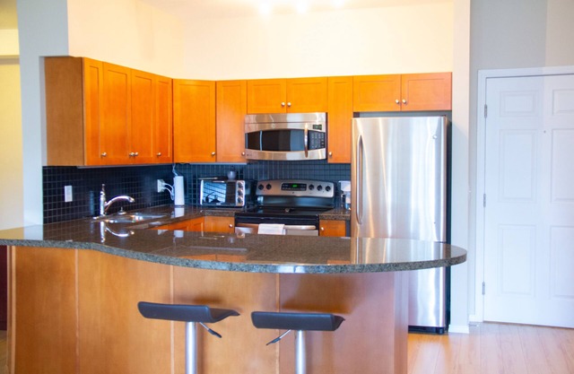 2 bedroom Kelowna Resort Vacation Rental - Close to Golf and Beach
