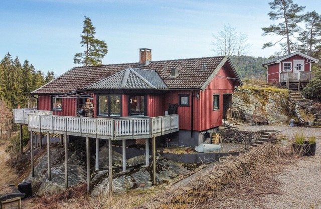 Preciosa casa de 2 dormitorios en Henån