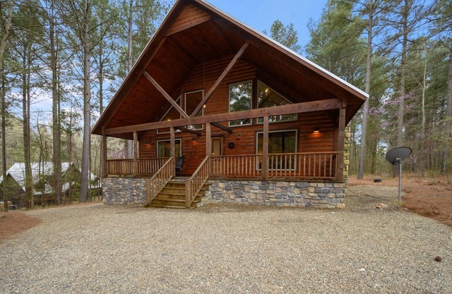 2 Bedroom Luxe, Hot Tub, Slps 8, Gas Fireplace, & More!