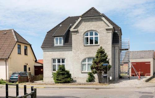 2 Bedroom Nice Apartment In Vordingborg