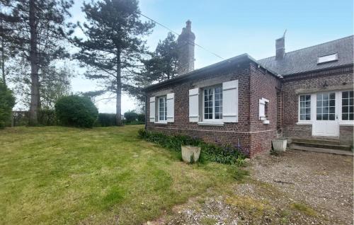 2 Bedroom Nice Home In Ponthoile