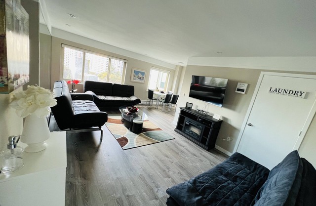2 bedroom penthouse downtown Seattle