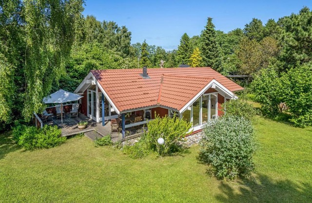 2 Bedroom Pet Friendly Home In Græsted