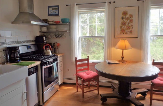 Apartamento privado de 2 habitaciones en 1825 La casa de Whaler en Duck Creek