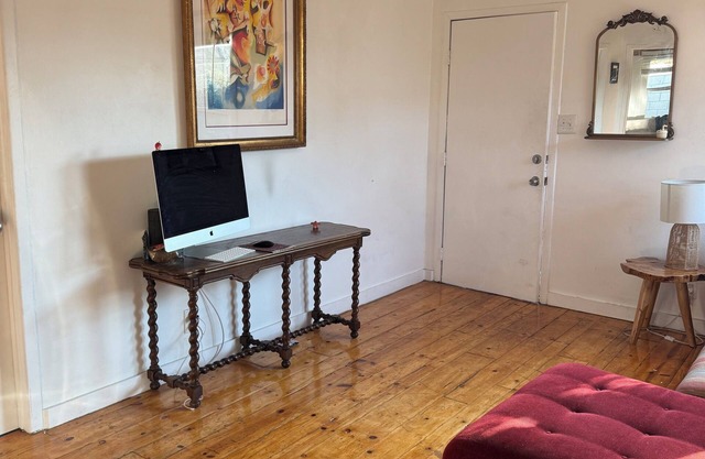 2-bedroom Silverlake bungalow @ Sunset Junction