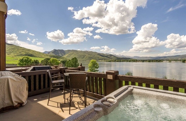 2 dormitorios Snowbasin Vacation Rental - Huntsville, Utah Opciones de alojamiento