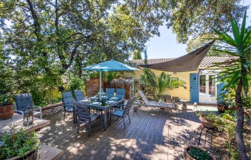 2 Bedroom Stunning Home In La Crau