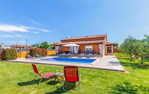 2 Bedroom Stunning Home In Skatari