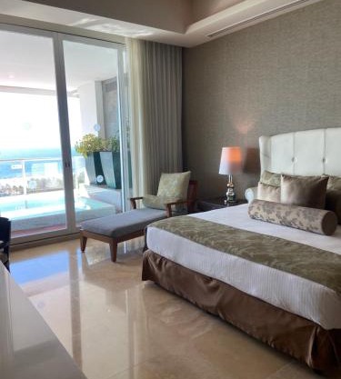 2 Bedroom Suite