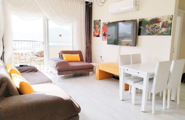 2-bedroom villa in fabulous Goldcity /Alanya with WiFi, fitness room, AC