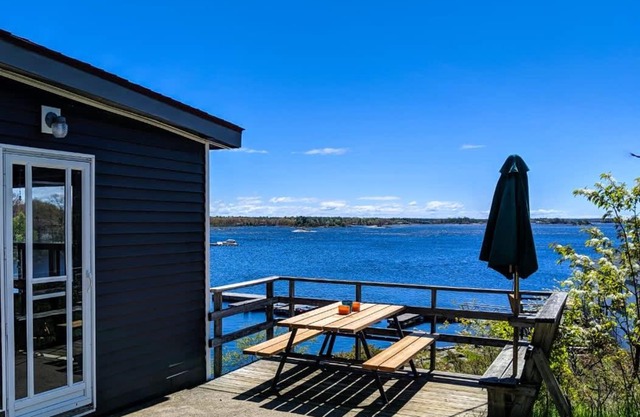 2-bedroom Waterfront Cottage in Georgian Bay - Rockwood #7